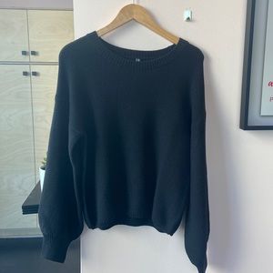 Onzie Cozy Knit Sweater - Black
